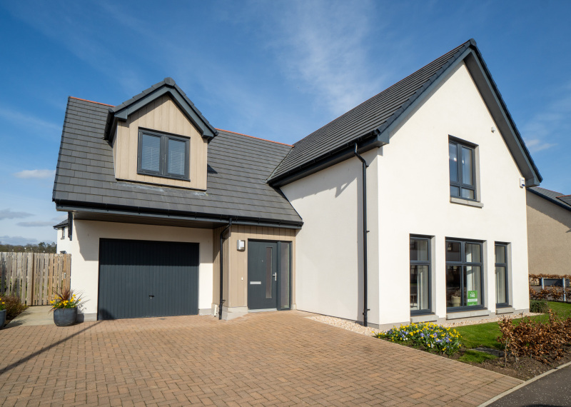 Culbin Ex Show home exterior B DSC00921